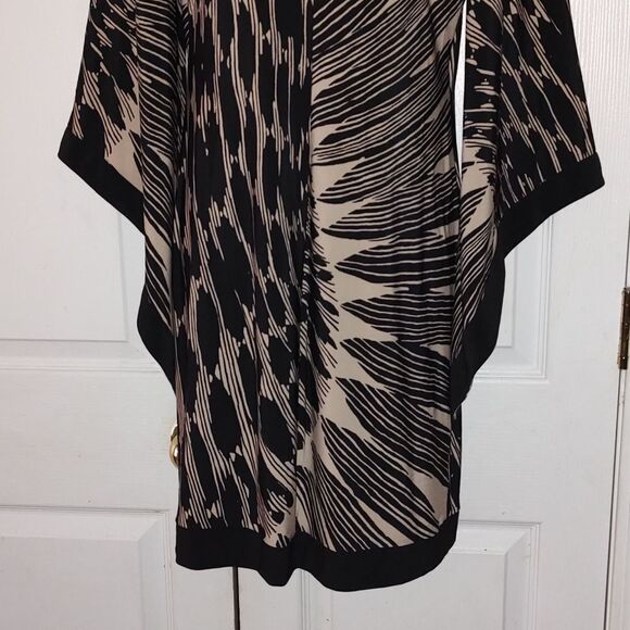Bisou Bisou Sheath Dress Bell Sleeve Black/Brown - Picture 2 of 6